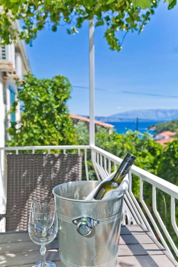 Villa Tota Glamur Jelsa  Εξωτερικό φωτογραφία